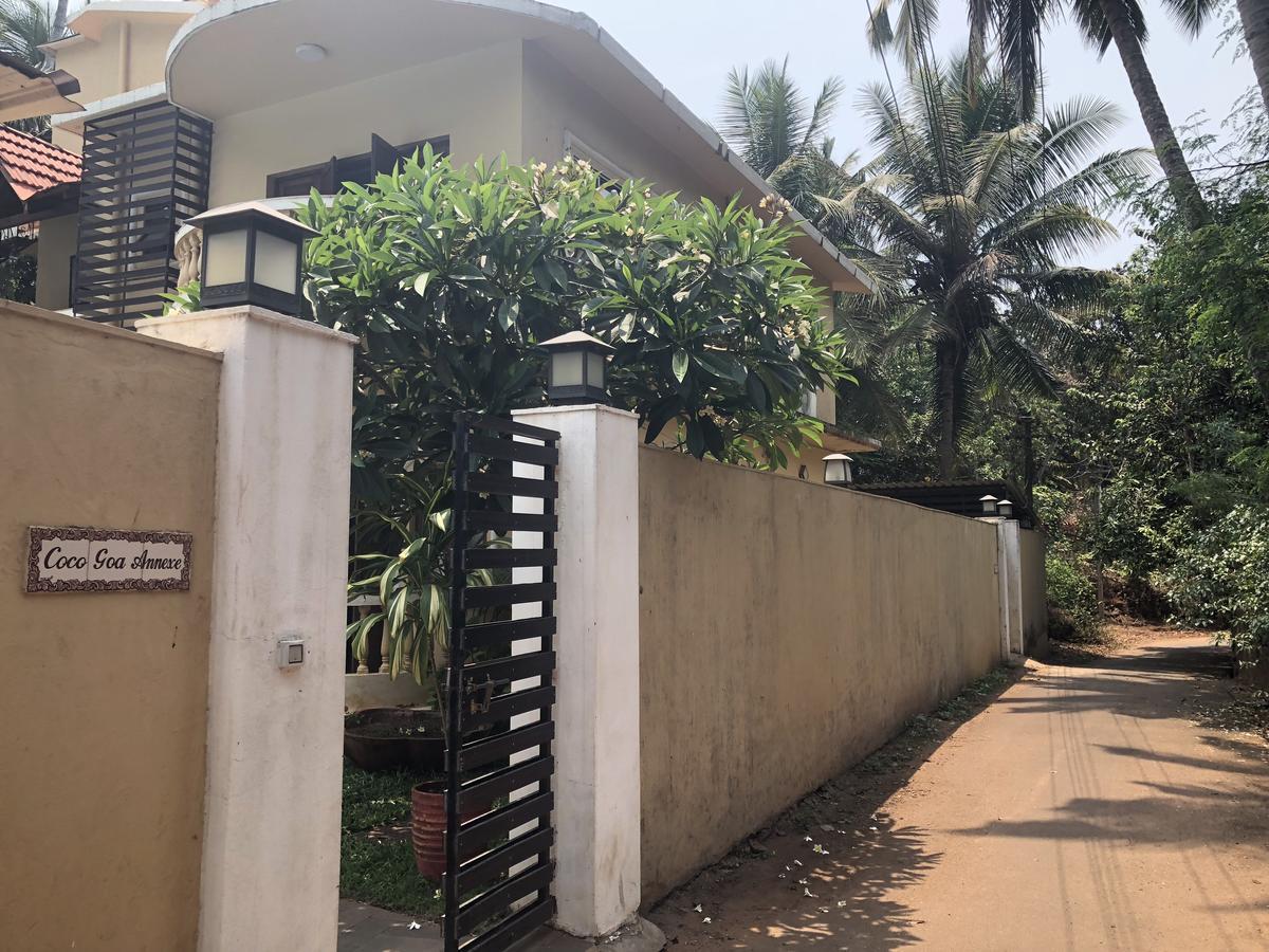 Coco Goa Hotel Arpora Exterior photo