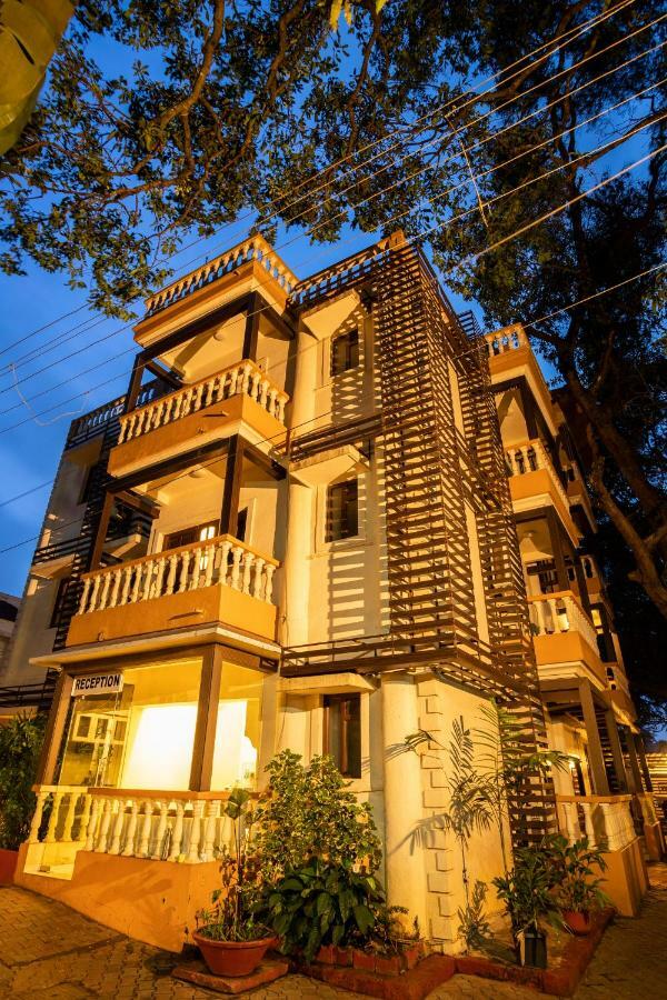 Coco Goa Hotel Arpora Exterior photo